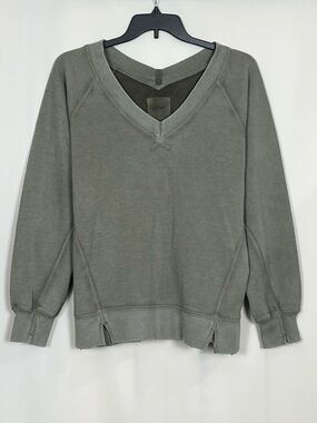 Aerie Women’s Downtime Oversized Big Hug V-Neck Sweatshirt Olive Fun Size XS